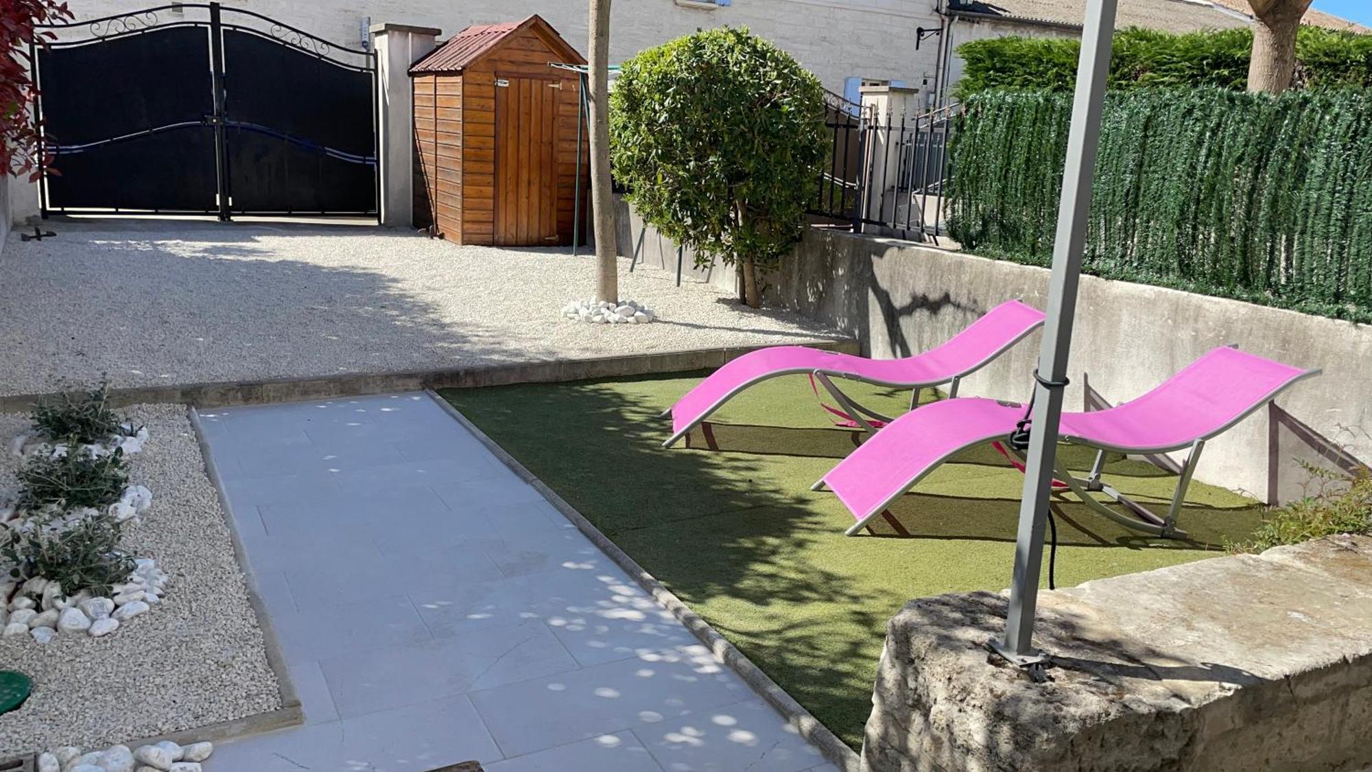 Maison Tendance Avec Jardin, Centre Village, Alpilles, Familles Eyragues Dış mekan fotoğraf